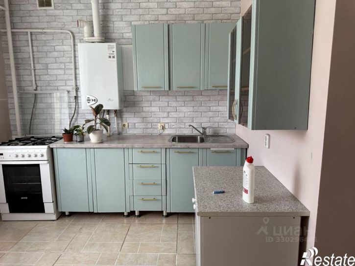 2-комн квартира улица 45-я Параллель, 2,  д. 2