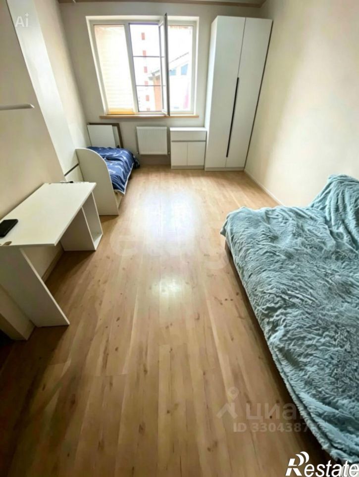 1-комн квартира улица 45-я Параллель, 32,  д. 32