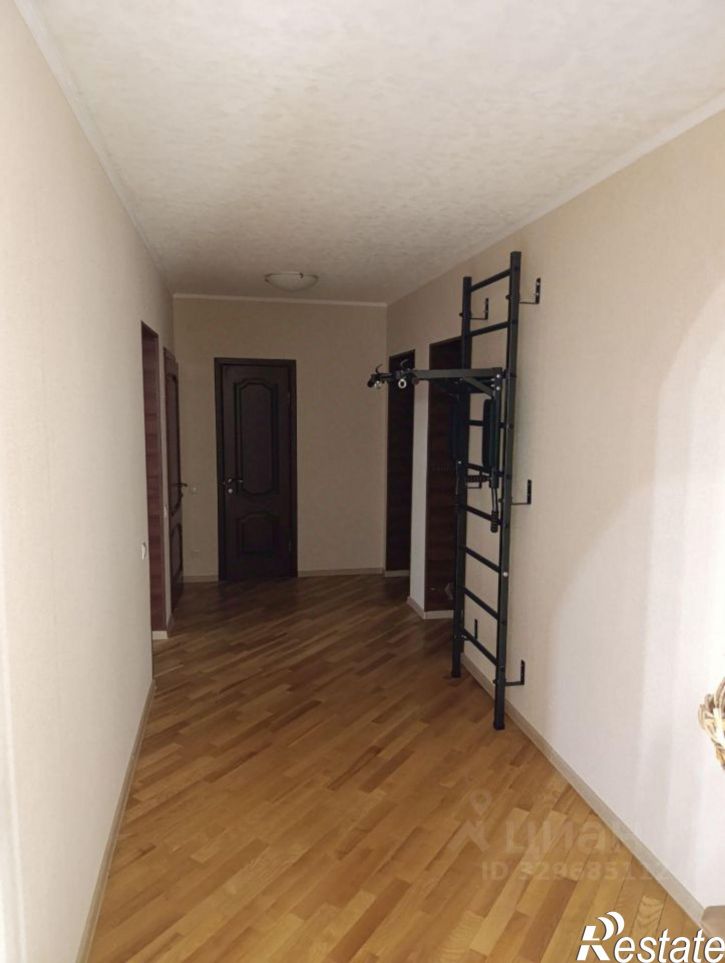 4-комн квартира ул Мира, 460/3,  д. 460/3