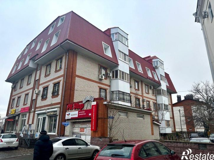 3-комн квартира ул Дзержинского, 2/2,  д. 2/2
