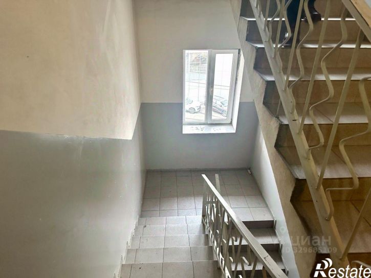 3-комн квартира ул Дзержинского, 2/2,  д. 2/2