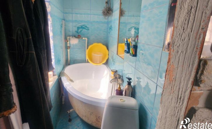 2-комн квартира улица Орджоникидзе, 15,  д. 15