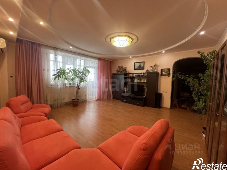 3-комн квартира ул Мира, 282/2,  д. 282/2