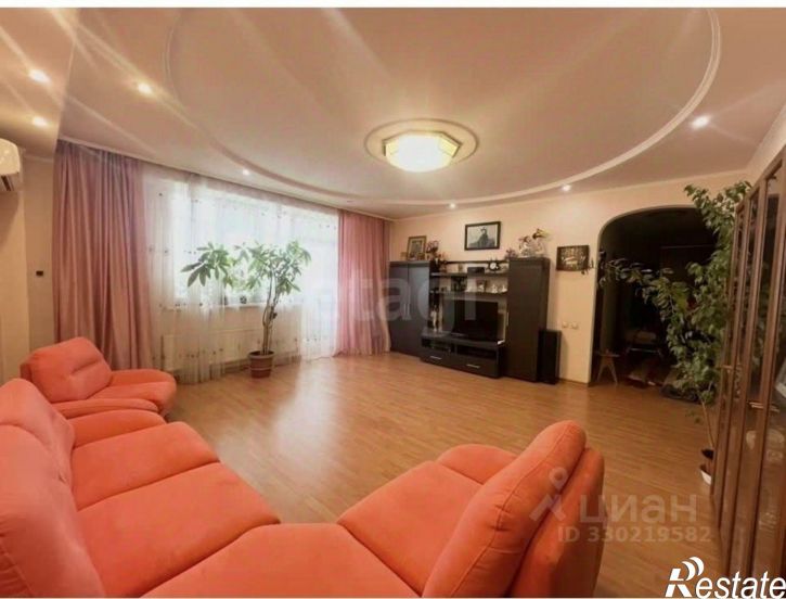 3-комн квартира ул Мира, 282/2,  д. 282/2