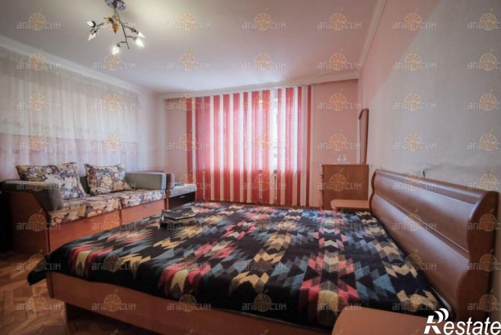 3-комн квартира Дзержинского, 152