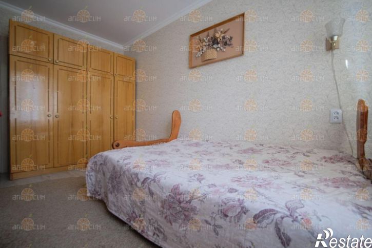 2-комн квартира Юности, 13