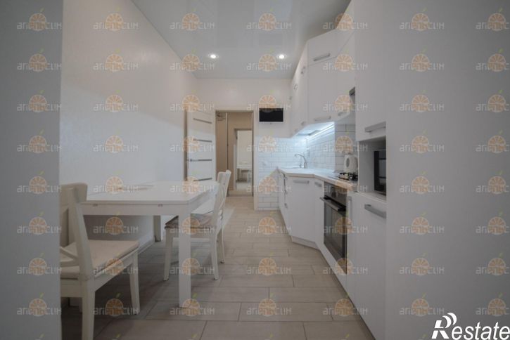 2-комн квартира Добролюбова, 53