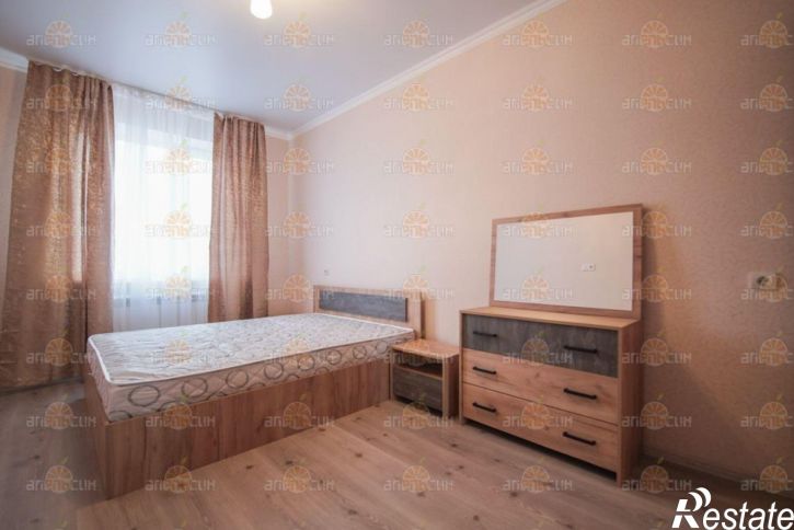 2-комн квартира Рогожникова, 1