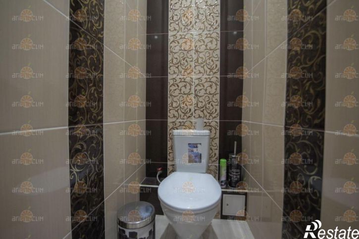 2-комн квартира Рогожникова, 1