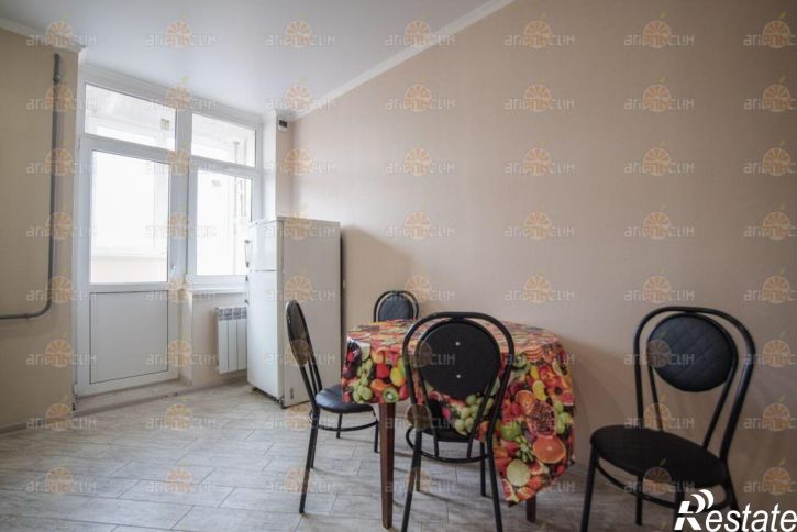 2-комн квартира Рогожникова, 1