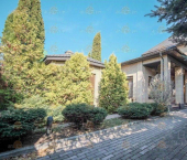 коттедж 486 кв м улица Балахонова, 20