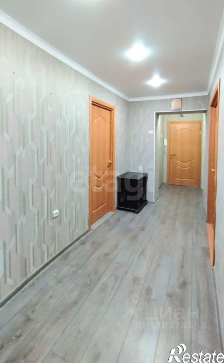 3-комн квартира ул 8 Марта, 176,  д. 176