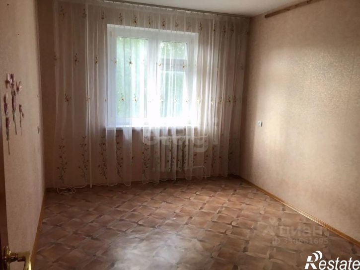 3-комн квартира проспект Юности, 32,  д. 32