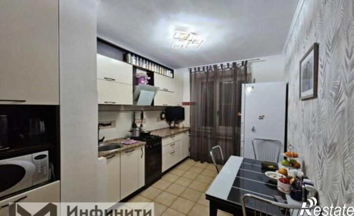 4-комн квартира улица Мира, 135,  д. 135