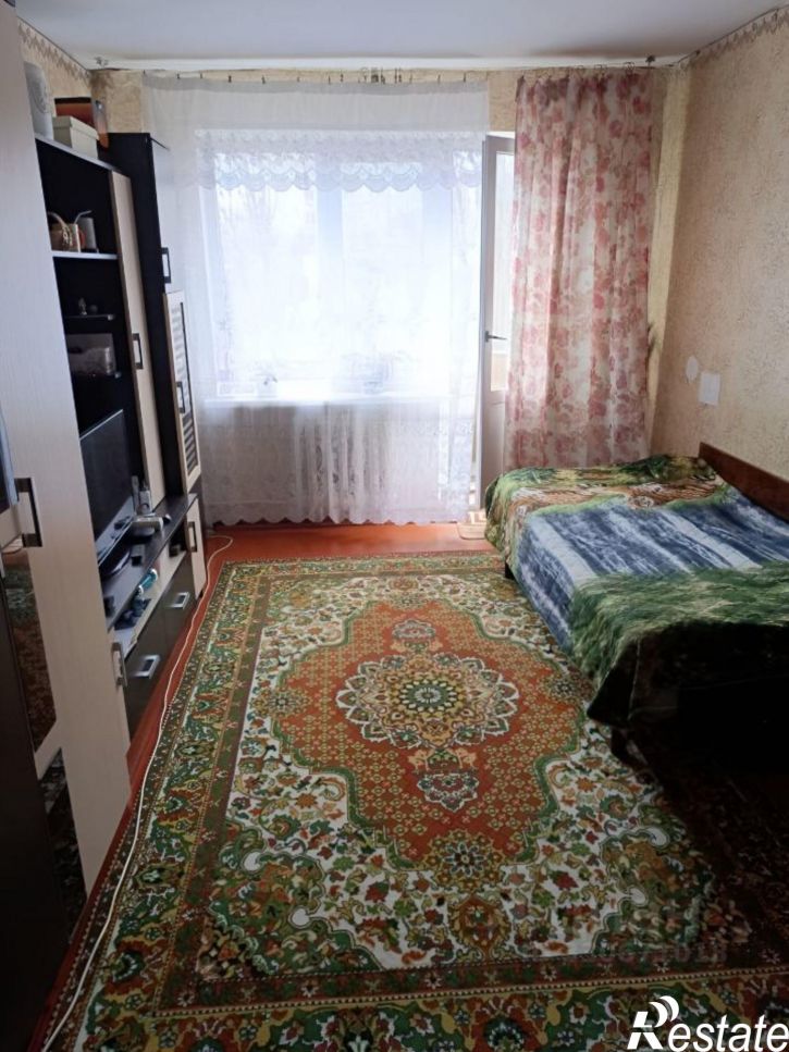 3-комн квартира улица 45-я Параллель, 5/2,  д. 5/2