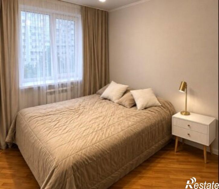 3-комн квартира улица Пирогова, 54,  д. 54