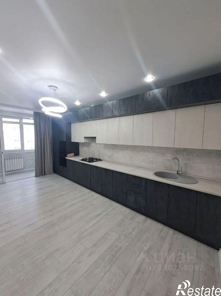 2-комн квартира улица Рогожникова, 1,  д. 1