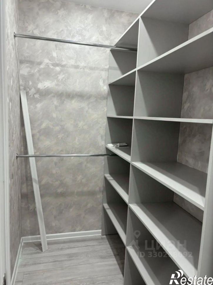 2-комн квартира улица Рогожникова, 1,  д. 1