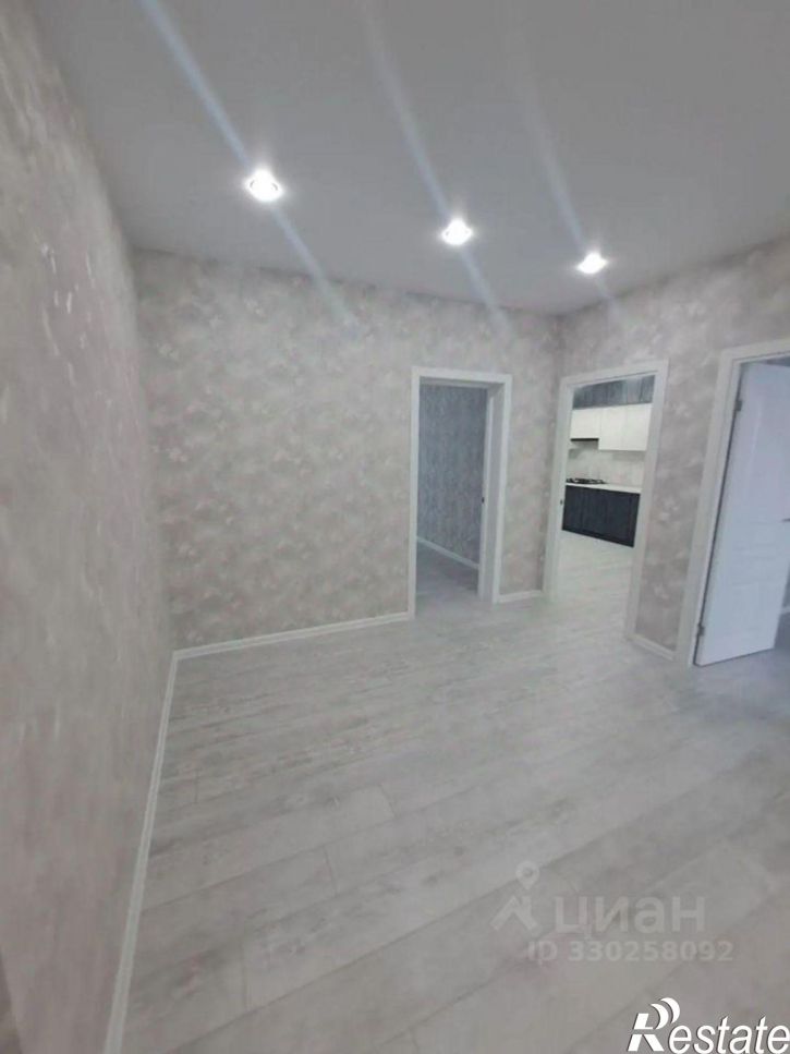 2-комн квартира улица Рогожникова, 1,  д. 1