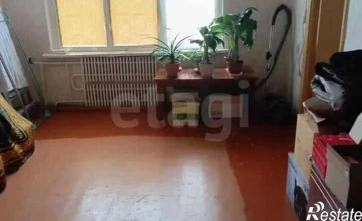3-комн квартира улица 45-я Параллель, 4/2,  д. 4/2