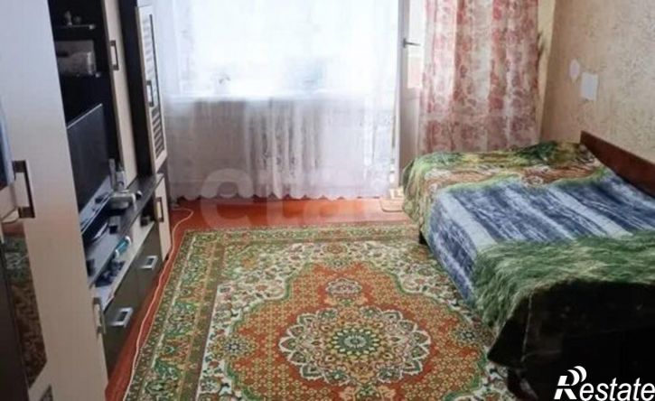 3-комн квартира улица 45-я Параллель, 4/2,  д. 4/2