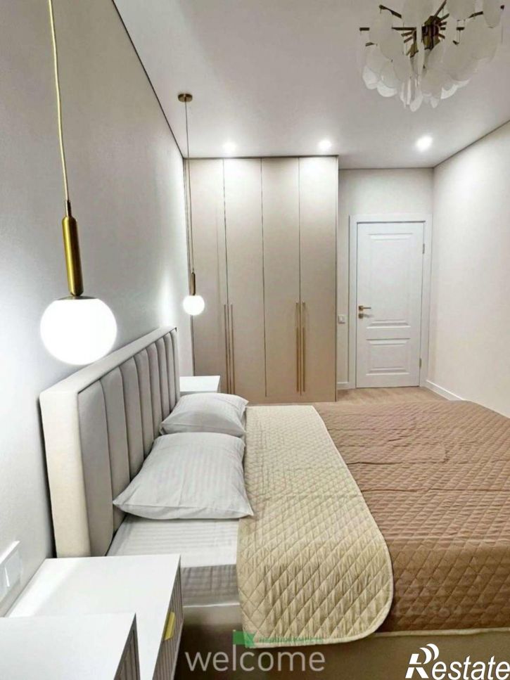 2-комн квартира улица Андрея Голуба, 12к2,  д. 12к2
