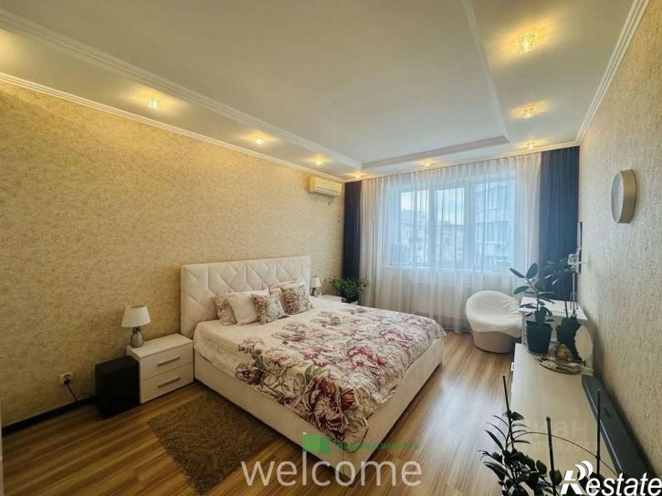 2-комн квартира улица Пирогова, 74,  д. 74