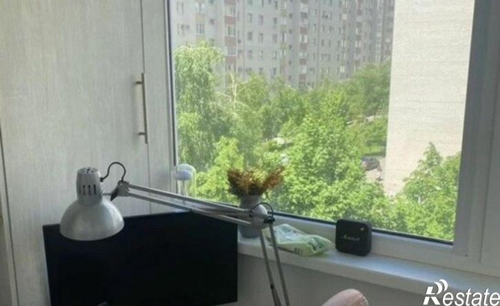 2-комн квартира улица 45-я Параллель, 75,  д. 75