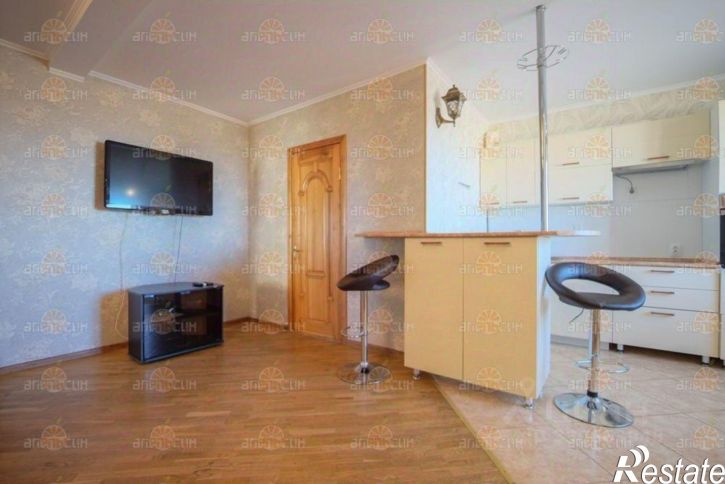 2-комн квартира улица Ленина, 242,  д. 242