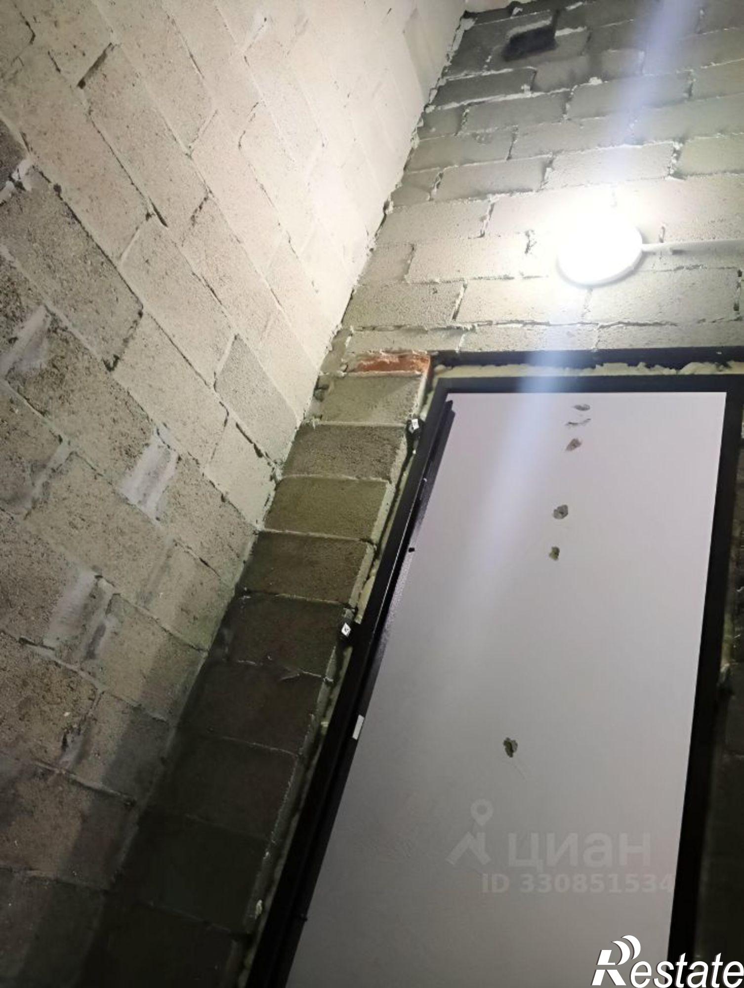 Купить складское помещение за 10 000 000 рублей на улица Голенева