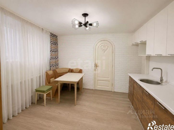 3-комн квартира улица Розы Люксембург, 6,  д. 6