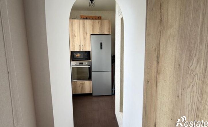2-комн квартира улица 45-я Параллель, 75,  д. 75
