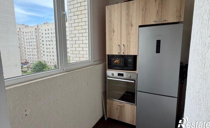 2-комн квартира улица 45-я Параллель, 75,  д. 75