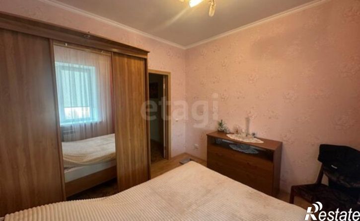 2-комн квартира улица 45-я Параллель, 20,  д. 20