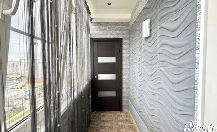 3-комн квартира улица 45-я Параллель, 38,  д. 38
