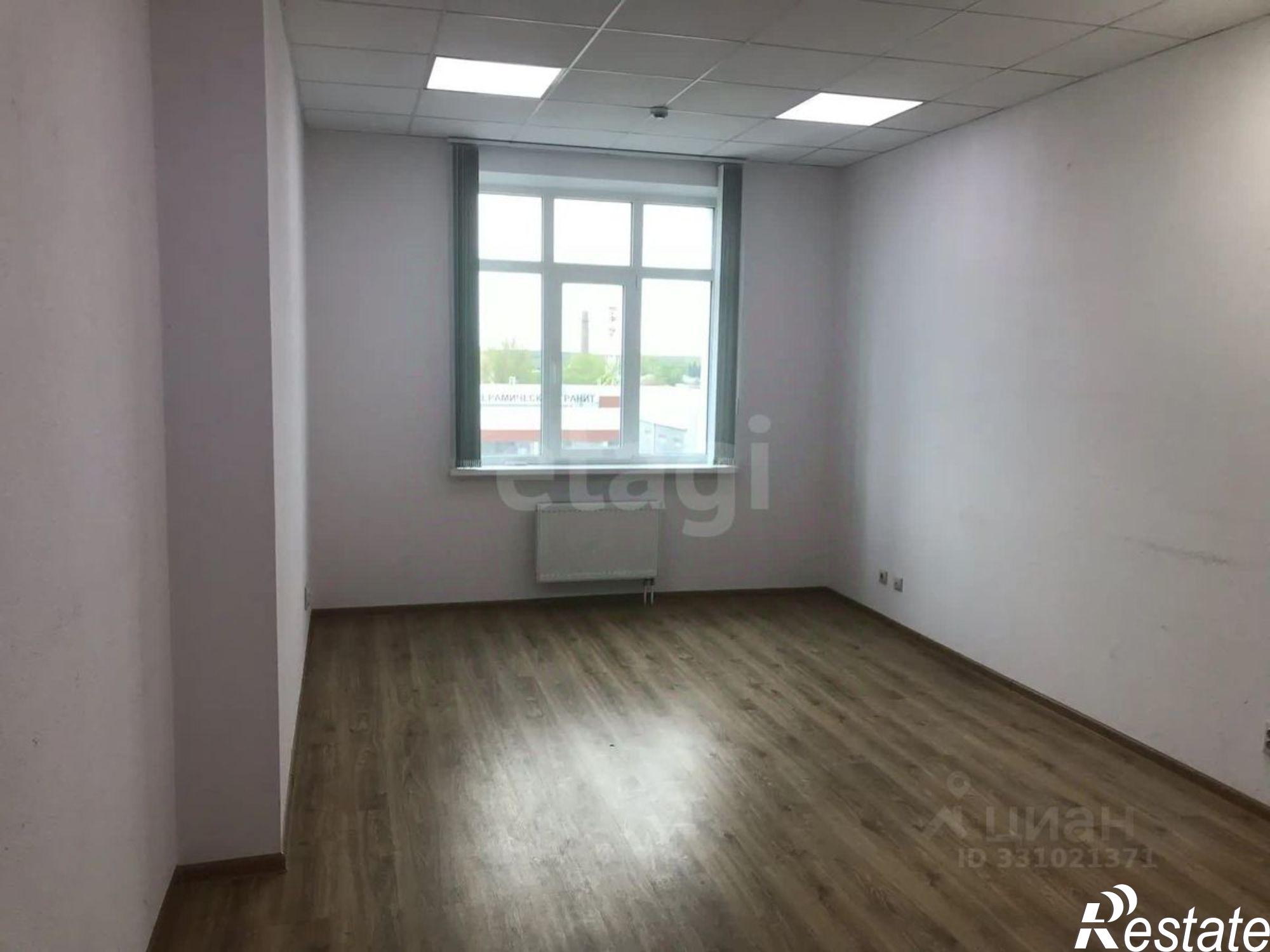 Сдать офис, помещение под офис за 47 645 рублей на пр-кт Кулакова, 15б
