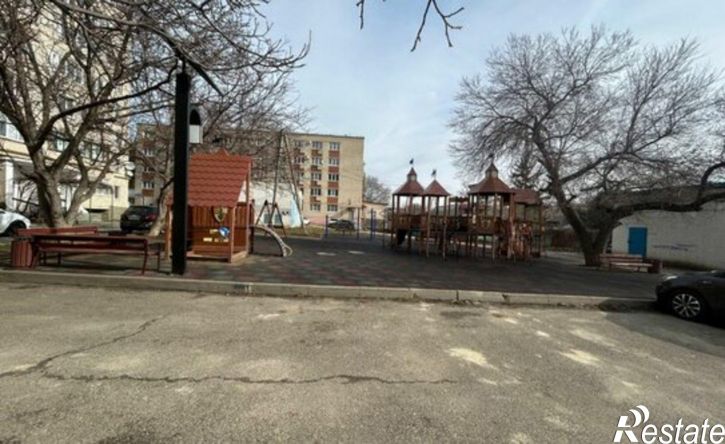 3-комн квартира улица Чапаева, 11,  д. 11