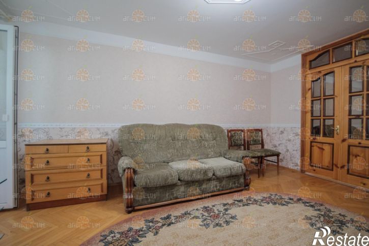 3-комн квартира Дзержинского, 231