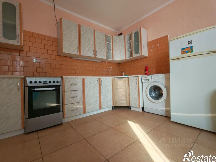 2-комн квартира пр-кт Юности, 3/2,  д. 3/2