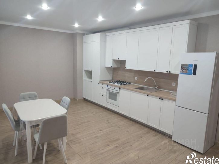 3-комн квартира ул Андрея Голуба, 16,  д. 16