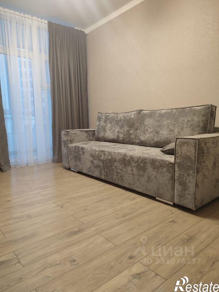 3-комн квартира ул Андрея Голуба, 16,  д. 16