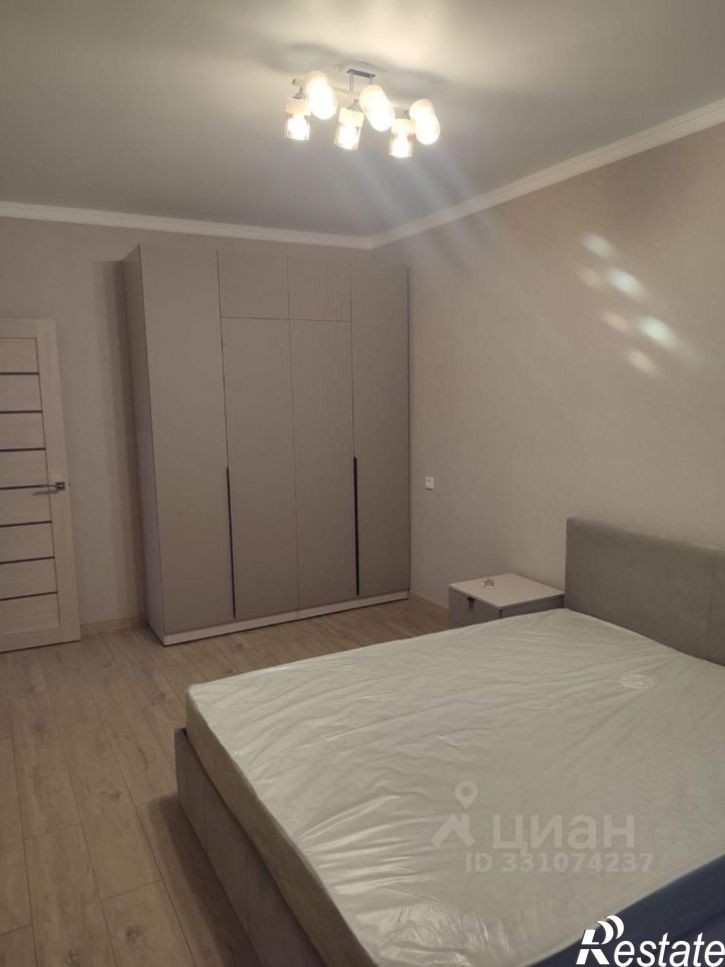 3-комн квартира ул Андрея Голуба, 16,  д. 16