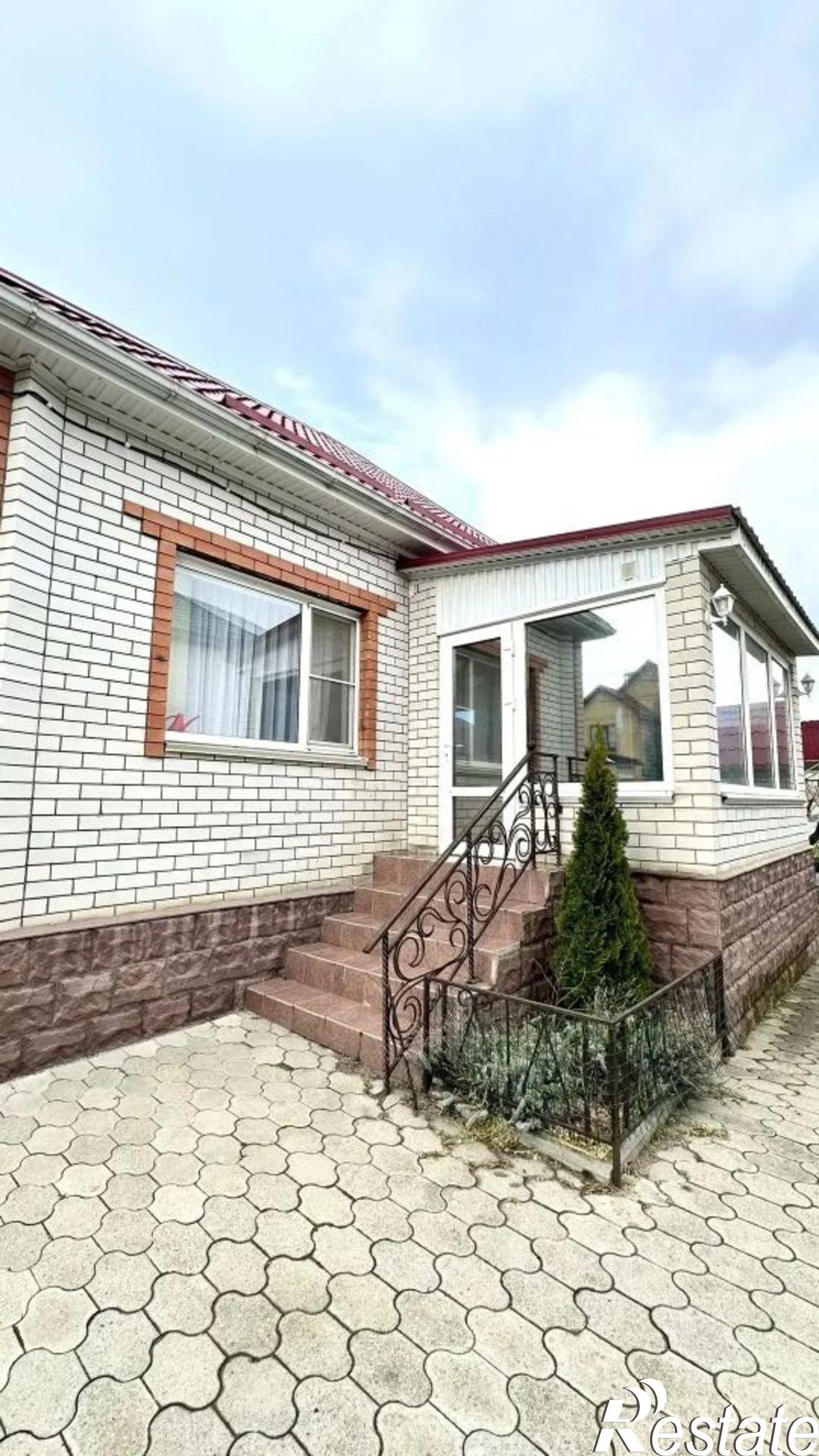 Купить дачу, дом, коттедж за 25 000 000 рублей на ул Заветная, 4