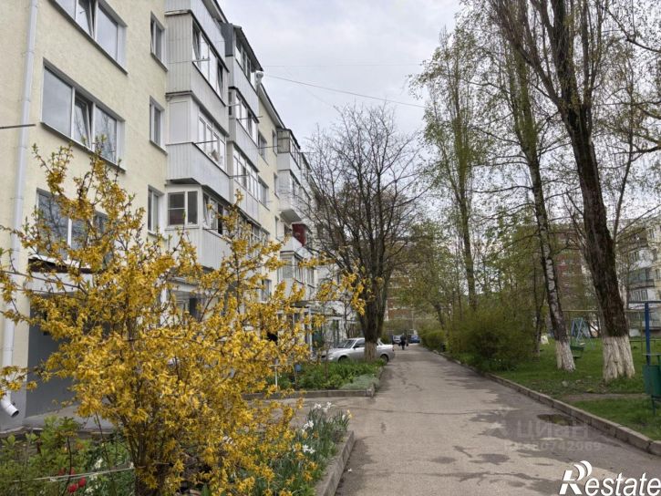 3-комн квартира ул 45 Параллель, 5/2,  д. 5/2