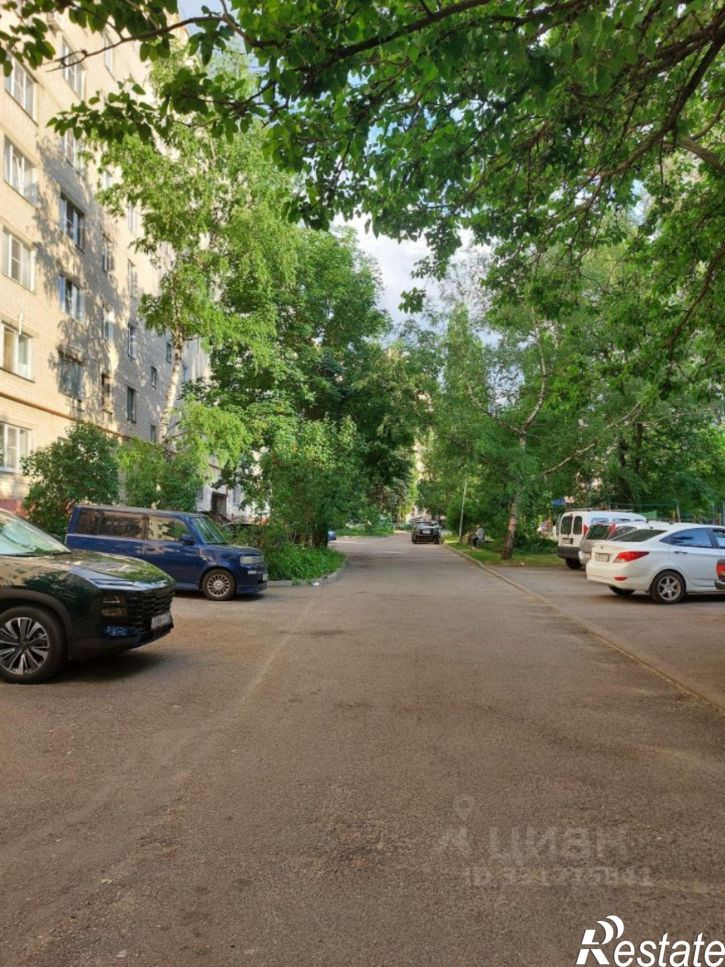 3-комн квартира пер Шеболдаева, 4,  д. 4