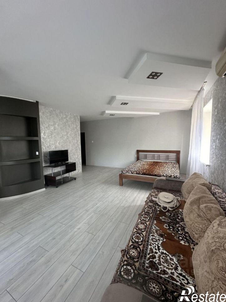 1-комн квартира улица Пирогова, 24/2,  д. 24/2