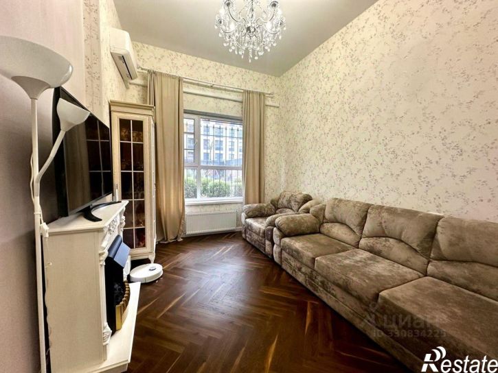 3-комн квартира улица 45-я Параллель, 79 к2,  д. 79 к2