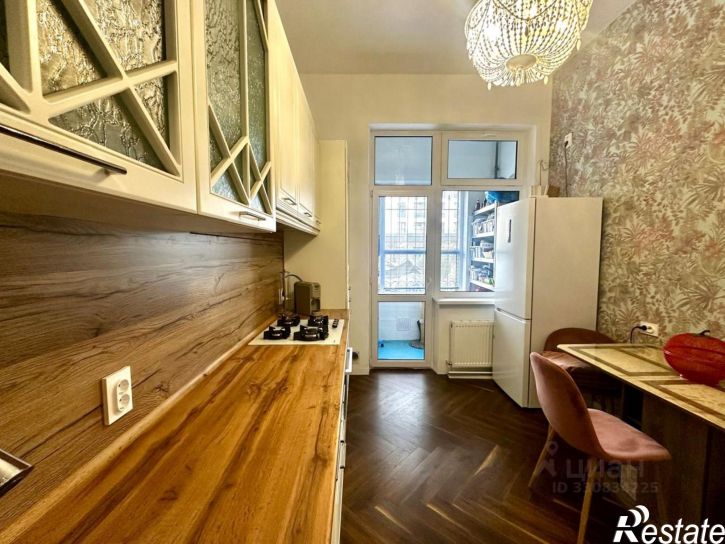 3-комн квартира улица 45-я Параллель, 79 к2,  д. 79 к2