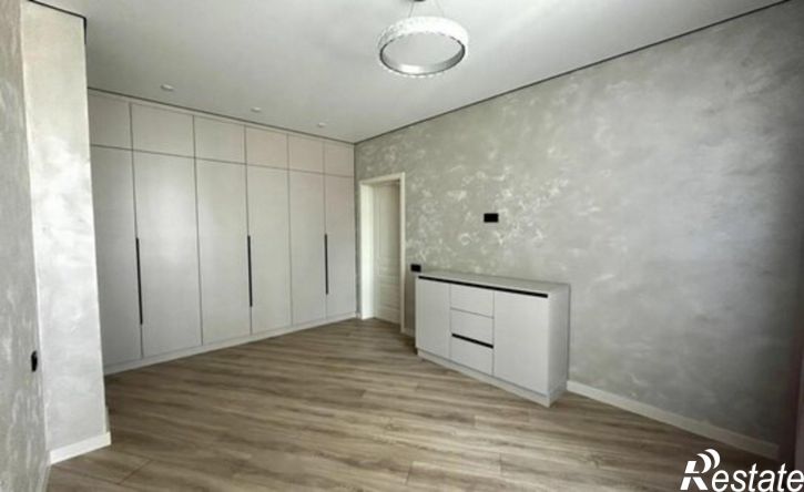 2-комн квартира ул Андрея Голуба, 14,  д. 14