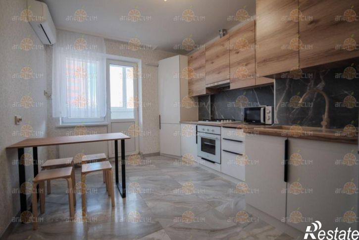 2-комн квартира Октябрьская, 235/3